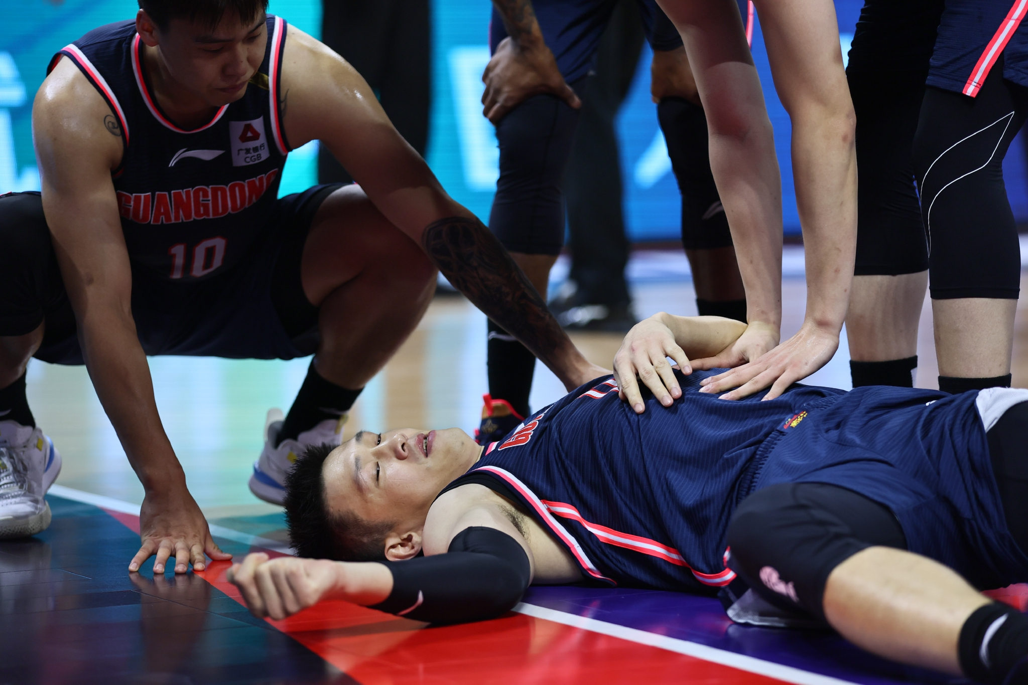 Kaiyun Sports-关于金州勇士迎亚冠关键赛纳达尔在IG比赛中突破纪录，网友：深圳男篮迎欧联关键赛的信息